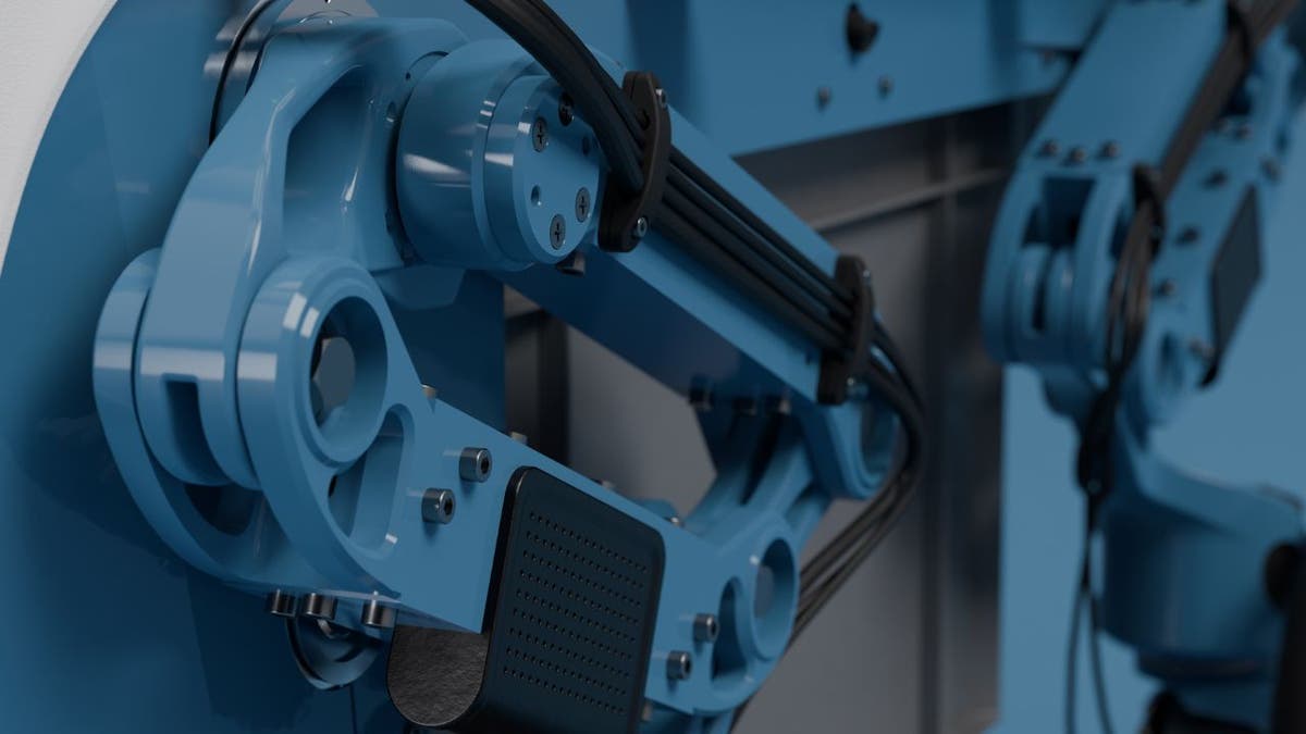 Delivery robot rises autonomously, transports heavy load