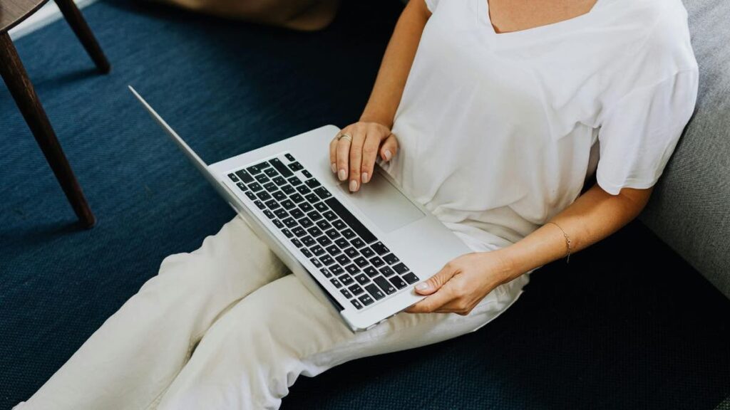 How to delete personal information from people's search sites