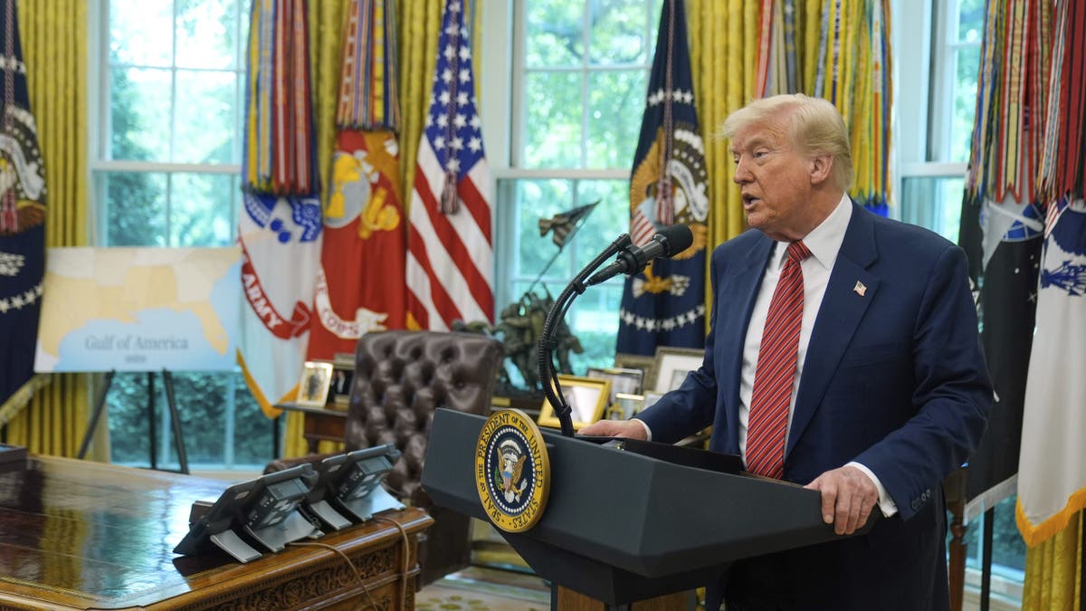 Trump speaks at the Oval Office