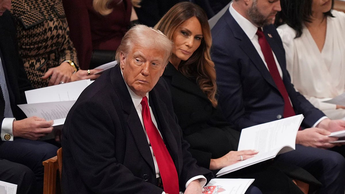 Donald Trump and Melania in row in the prayer service